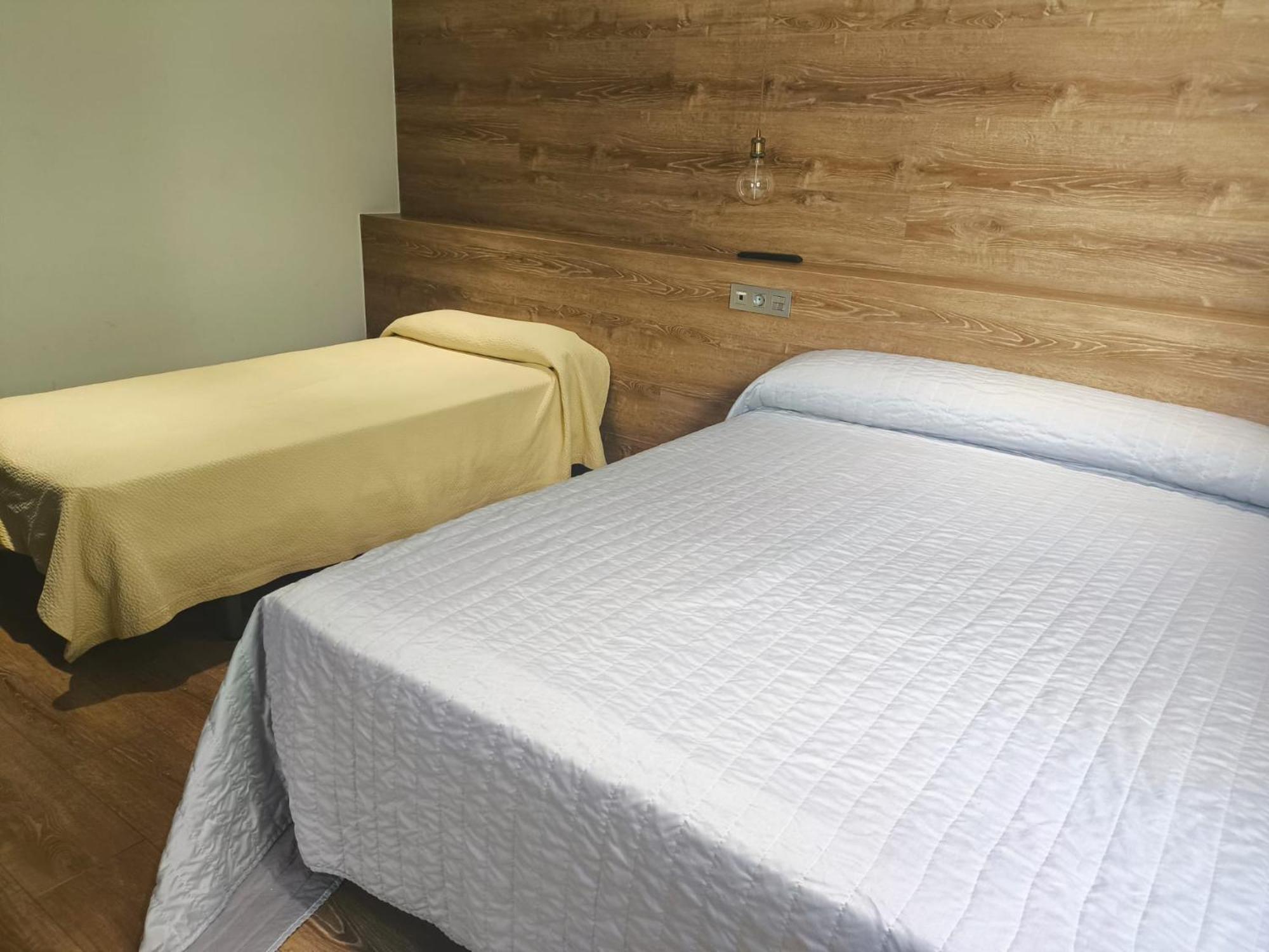 Hotel Alcazar Мула Екстериор снимка